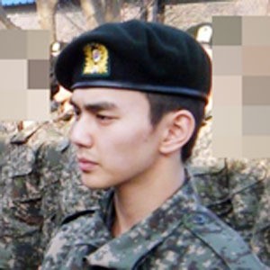 유승호(탤런트/영화배우)
군 복무 중인 배우 유승호가 보직을 변경해 신교대 조교가 됐다.