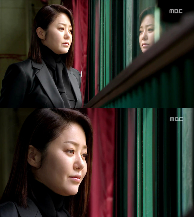 고현정(탤런트/미스코리아)
MBC 수목극 ‘여왕의 교실’은 고현정 캐릭터의 궁금증 유발과 몰입도를 높여주는 김향기 등 몇몇 아이들의 연기가 큰 힘이다.
