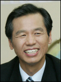 최문순(광역단체장/정당인/강원도도지사)
강원도(도지사 최문순·사진)는 크루즈산업이 매년 급성장하고 있고, 중앙부처에서도 정책과제로 선정하여 적극 육성하는 상황에서 도의 미래 성장동력으로서 크루즈산업을 적극 육성할 계획이라고 20일 밝혔다.