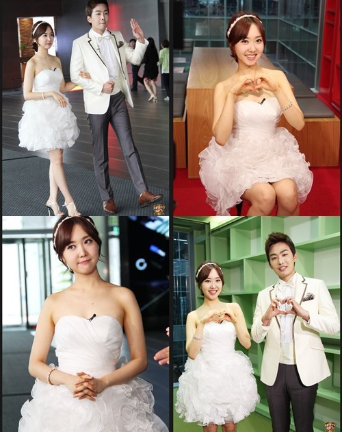 김민지(아나운서)
17일 김민지 아나운서가 진행하는 SBS ‘풋볼매거진 골’ 공식 블로그에는 웨딩드레스를 입은 김민지 아나운서의 사진이 게재됐다.