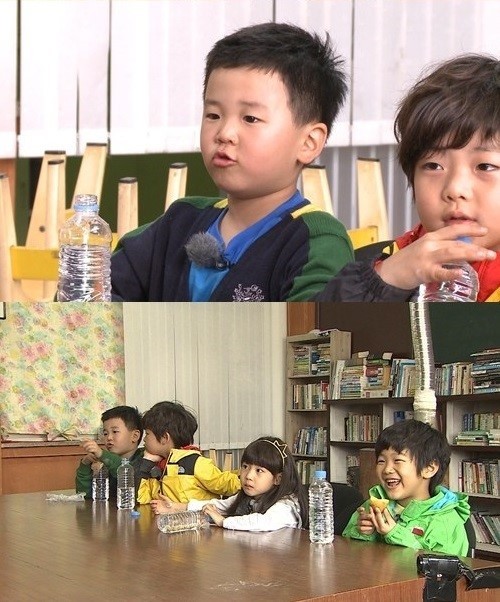 윤후(좌부터/윤민수아들),성준(성동일아들),송지아(송종국딸),이준수(이종혁아들)
23일 방송되는 MBC ‘아빠! 어디가?’에서는 다섯 아이들이 술 먹는 어른을 두고 열띤 토론을 벌이는 모습이 그려진다.