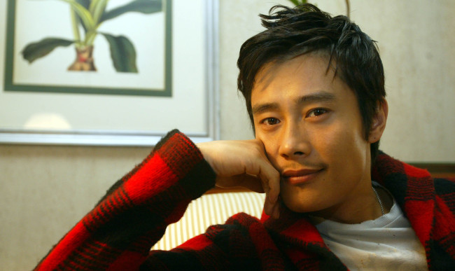 이병헌(영화배우/탤런트)
Korean film stars Lee Byung-hun and Jeon Do-yeon will appear in a historical drama that will mark their first onscreen appearance together in 14 years, it was reported Monday.