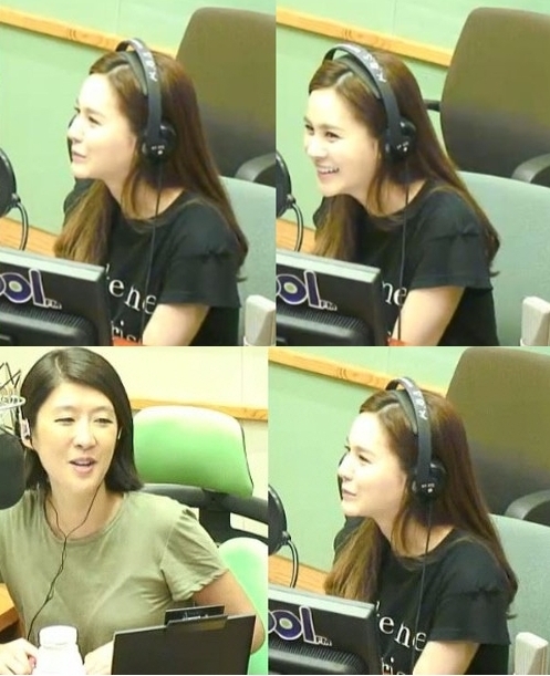 아이비(박은혜/가수/뮤지컬배우)
24일 방송된 KBS 쿨FM ‘홍진경의 두시’에 출연한 아이비는 “연습생 시절 한효주와 룸메이트였다”고 밝혔다.