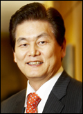이상운(기업인/효성대표이사부회장)
이상운<사진> 효성그룹 부회장은 1일 “어려움을 극복하는 것은 바로 ‘긍정의 힘’”이라고 강조했다.