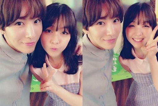 ICON(좌부터/노민우/영화배우/가수),민아(방민아/가수/걸스데이)
최근 한 온라인 커뮤니티 게시판에는 노민우와 민아의 사진이 게재됐다. 이 사진은 영화 ‘홀리’ VIP 시사회에서 만난 두 사람이 찍은 것이다. 공개된 사진 속 노민우와 민아는 얼굴을 맞대고 깜찍한 표정을 짓고 있다. 특히 민아의 어깨를 감싼 노민우의 손이 눈길을 끈다.