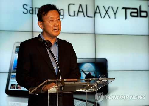 손대일(기업인/삼성전자부사장)
Sohn Dale, executive vice presdient of Samsung Electronics.   Yonhap News