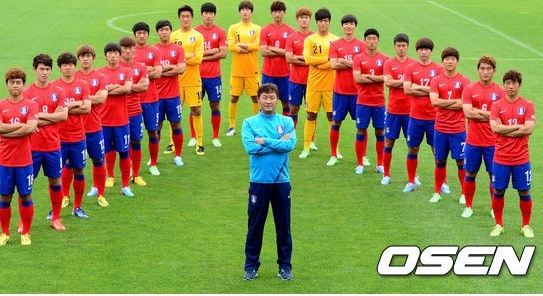 이광종(축구감독/전축구선수/U-20청소년대표팀)
한국 대표팀은 8일(한국시간) 새벽 터키 카이세리의 카디르 하스 스타디움에서 열린 2013 FIFA(국제축구연맹) U20 월드컵 8강에서 이라크를 상대로 120분 연장까지 가는 접전끝에 3대3으로 승부를 내지 못하고 승부차기에서 4대5로 졌다.