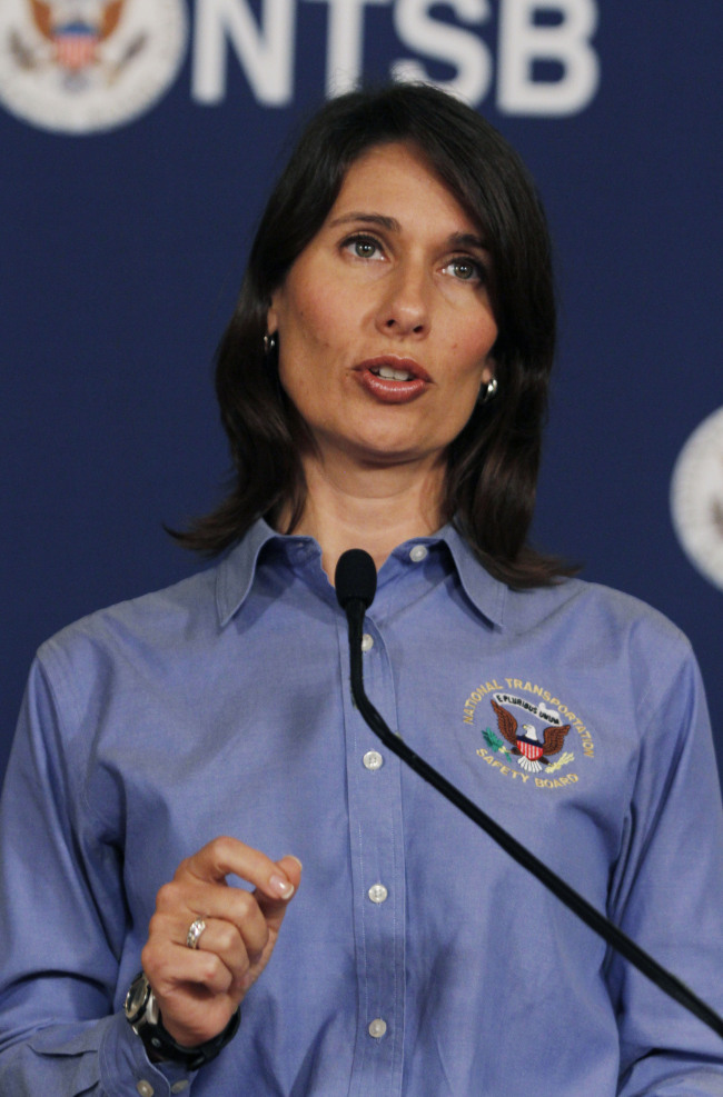 Deborah Hersman, chairwoman of the National Transportation Safety Board, speaks at a news conference in San Francisco, California, Monday.   AP-Yonhap News
