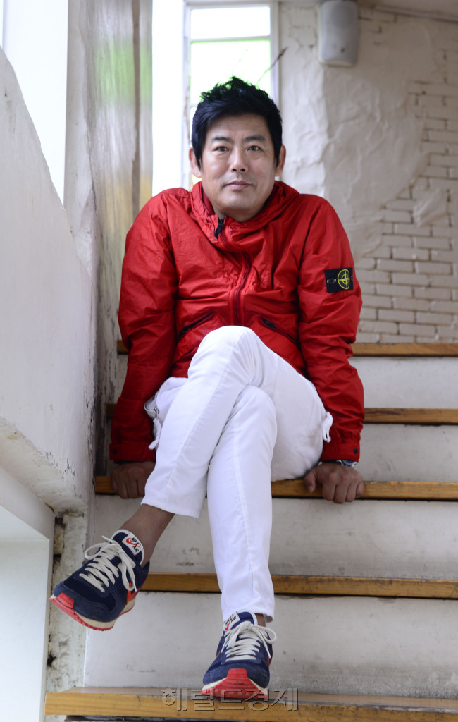 영화배우 성동일. 박해묵 기자/mook@heraldcorp.com
영화배우 성동일. 박해묵 기자/mook@heraldcorp.com
영화배우 성동일. 박해묵 기자/mook@heraldcorp.com