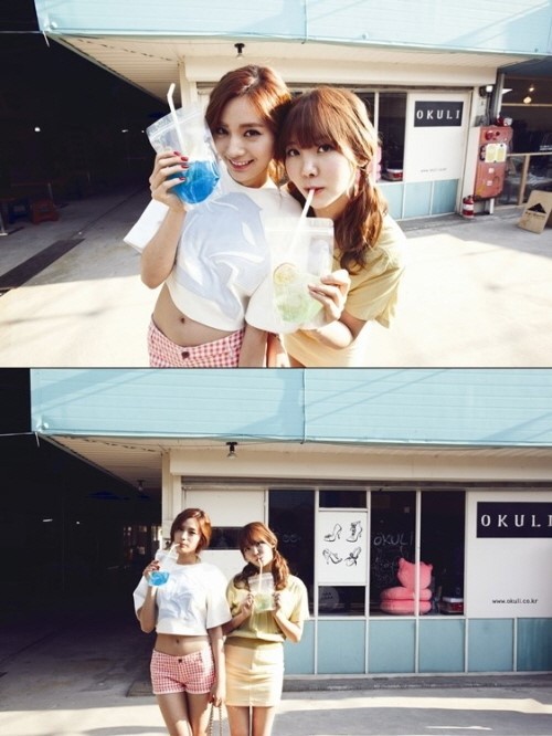 나나(좌부터/가수/애프터스쿨/오렌지캬라멜),레이나(가수/애프터스쿨/오렌지캬라멜)
애프터스쿨 멤버 나나가 레이나와 함께한 여행 사진을 공개했다.