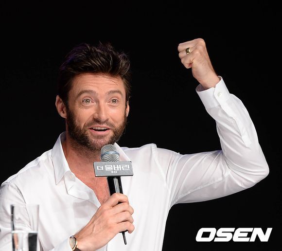 휴잭맨(HughJackman/영화배우)
할리우드의 대표적인 친한(親韓) 배우 휴 잭맨이 ‘엑스맨’ 시리즈의 6번째 영화 ‘더 울버린’ 홍보를 위해 15일 서울 용산구 한남동 그랜드하얏트에서 기자 회견이 열렸다.