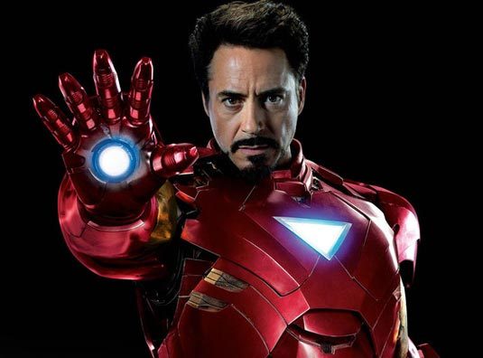 로버트다우니주니어(RobertDowneyJr/영화배우)
포브스닷컴이 지난해 6월부터 올해 6월까지 할리우드 배우들의 출연료를 중심으로 수입을 분석한 바에 따르면 로버트 다우니 주니어가 7500만 달러(한화 약 836억 원)를 벌어들여 1위를 차지했다.
