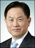 서진원(금융인/신한은행은행장)
신한은행(은행장 서진원·사진) ‘신한PWM(Private Wealth Management)’은 ‘차이(差異)가 아닌 차원(次元)이 다른 서비스’라는 브랜드철학 아래 금융자산 5억원 이상의 거액 자산가를 대상으로 차별화된 서비스를 제공한다.