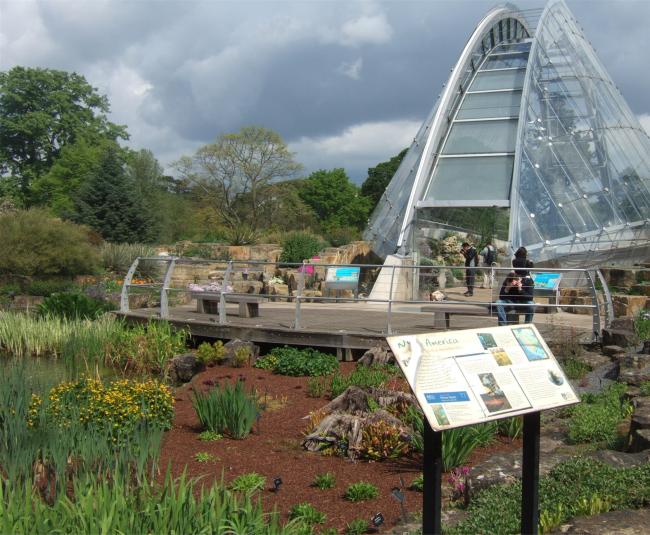 The Alpine House in the Royal Botanic Gardens at Kew in England (KFS)