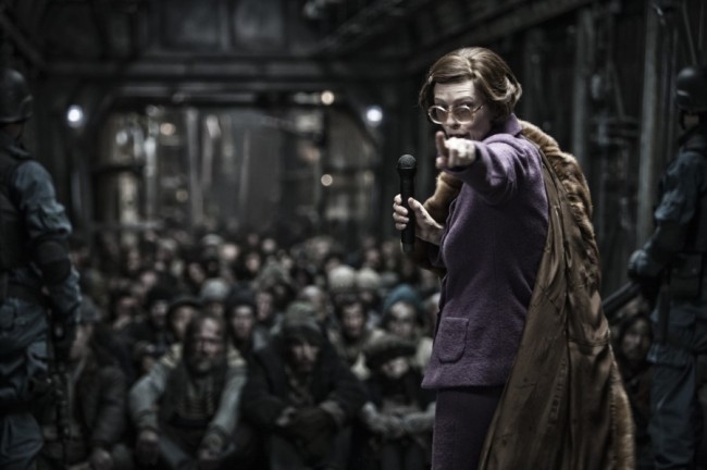 틸다스윈튼(TildaSwinton/영화배우)
A scene from Bong Joon-ho’s “Snowpiercer.”   CJ Entertainment