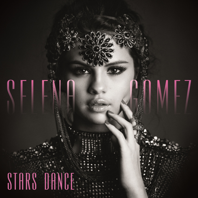 셀레나고메즈(SelenaGomez/영화배우/가수)
팝스타 셀레나 고메즈(Selena Gomez)의 새 앨범 ‘스타스 댄스(Stars Dance)’가 지난 23일 국내에 발매됐다.
