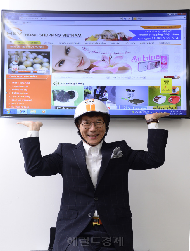 김용 (주)한아홈쇼핑 회장. 박해묵 기자/mook@heraldcorp.com
김용 (주)한아홈쇼핑 회장. 박해묵 기자/mook@heraldcorp.com
