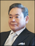 이건희(기업인/국제기관단체인/삼성전자회장)
이건희<사진> 삼성전자 회장이 서울 서초동 삼성전자 사옥으로 출근했다. 사옥 집무실을 찾은 것은 두 달 만이다.