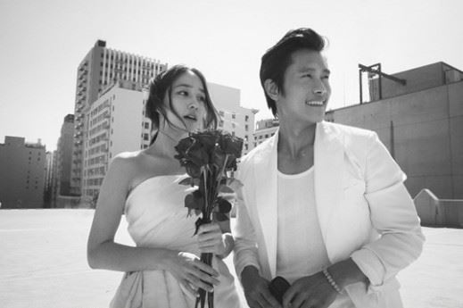 이민정(탤런트),이병헌(영화배우/탤런트)
배우 이병헌과 이민정이 2주전 웨딩촬영을 진행한 소식이 알려졌다.