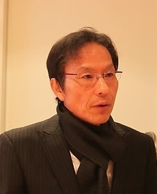 강상중(교수/세이가쿠인대학교교수)
Kang Sang-jung, a political scientist and writer, was named the president of Seigakuin University, the first time a Korean national has been named to head an institute of higher education in Japan.