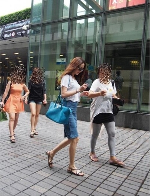 김효진(영화배우/탤런트)
배우 김효진의 방콕 사진이 화제를 모으고 있다.
