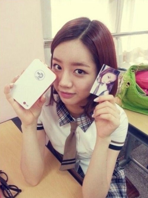 혜리(이혜리/가수/탤런트/걸스데이)
걸스데이 혜리가 교복 입은 모습으로 청순미를 뽐냈다.