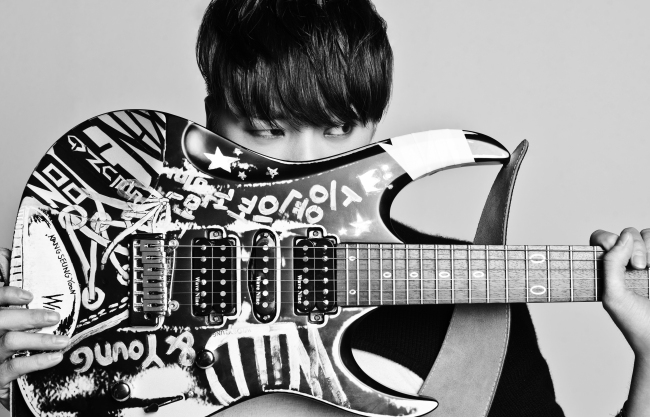 강승윤(가수/탤런트)
YG엔터테인먼트(이하 YG)의 신인 남성 솔로 가수 강승윤이 디지털 싱글 ‘와일드 앤 영(Wild And Young)’을 31일 발표한다.