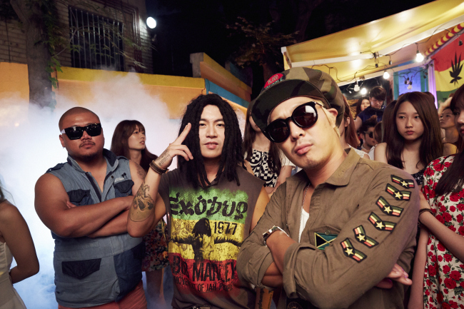 A still from reggae duo Skull and Haha’s music video for “Ragga Muffin.”   QUAN Entertainment