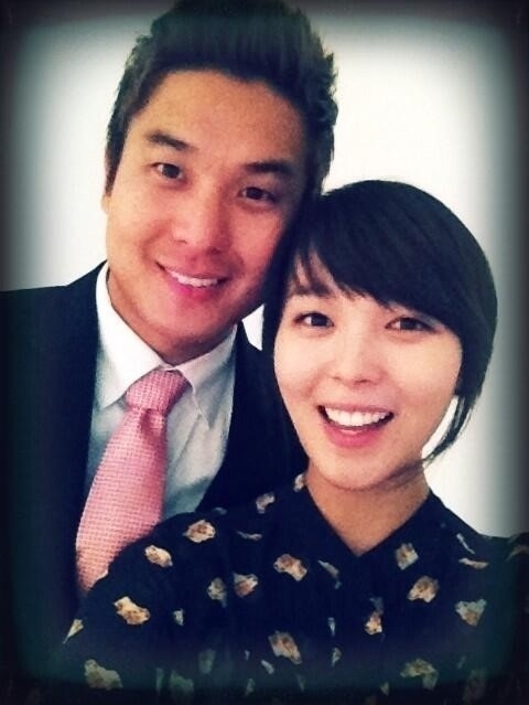 선예(민선예/가수/원더걸스)
원더걸스 선예가 태교와 출산준비를 위해 캐나다로 거처를 옮겼다.