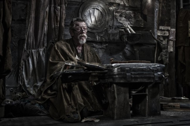 존허트(JohnHurt/영화배우/성우)
A scene from Bong Joon-ho’s “Snowpiercer.”   CJ Entertainment