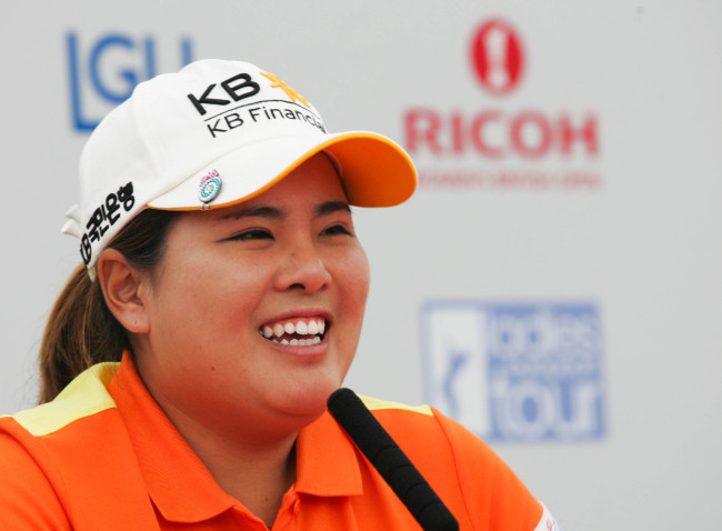박인비(골퍼/KB금융그룹)
위기의 미국여자프로골프(LPGA)에 내려진 특명이다. 비록 프로골프 사상 첫 캘린더 그랜드슬램은 다음 기회로 미뤘지만 ‘골프여제’ 박인비(25·KB금융)를 바라보는 LPGA의 시선은 ‘구세주’를 만난 분위기다.