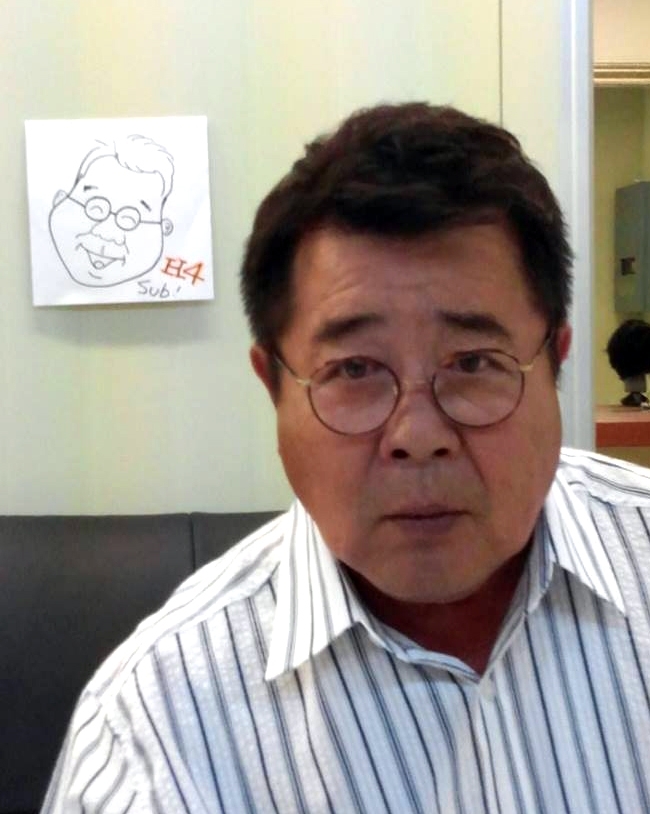 백일섭(탤런트/영화배우)
종합편성채널 JTBC의 새 일일드라마 ‘더 이상은 못 참아’(극본 서영명, 연출 이민철 윤재원, 이하 ‘더못참’)에 출연 중인 김성민은 최근 자신의 페이스북에 캐리커처 한 장을 공개했다. 그림 속 주인공은 극중 아버지로 호흡을 맞추고 있는 배우 백일섭.