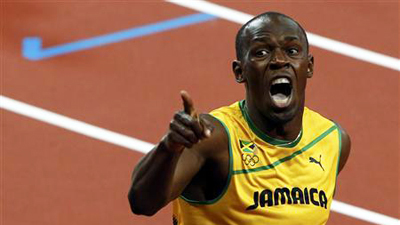 우사인볼트(UsainBolt/육상선수)
볼트는 12일(한국시간) 러시아 모스크바 루즈니키 스타디움에서 열린 대회 이틀째 비가 내리는 가운데 열린 남자 100ｍ 결승에서 9초77의 기록으로 금메달을 목에 걸었다. 저스틴 게이틀린(미국)이 9초85로 2위, 네스타 카터(자메이카ㆍ9초95)가 뒤를 이었다.