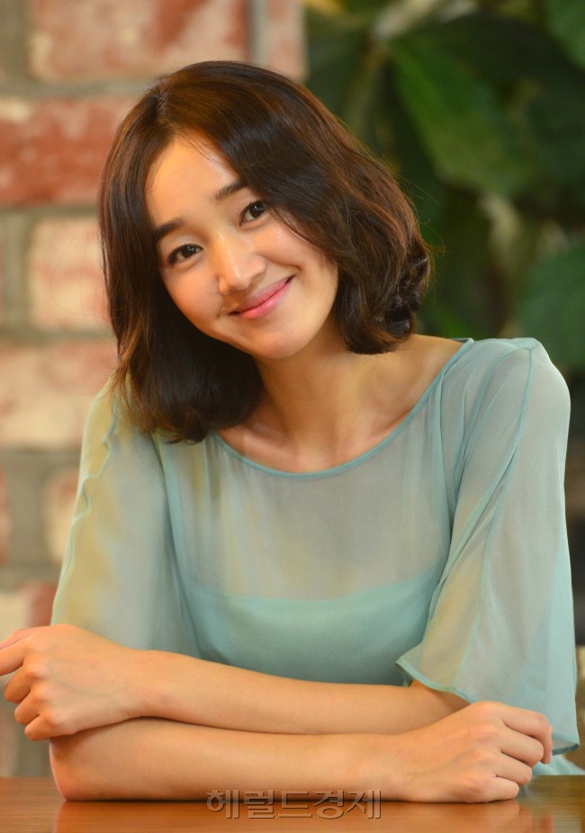 영화배우 수애 인터뷰.<br />이상섭 기자. babtong@heraldcorp.com 2013.08.09
영화배우 수애 인터뷰.
이상섭 기자. babtong@heraldcorp.com 2013.08.09
영화배우 수애 인터뷰.
이상섭 기자. babtong@heraldcorp.com 2013.08.09