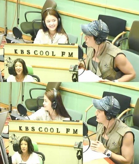 남보라(탤런트),허경환(개그맨/가수)
남보라는 지난 12일 방송된 KBS 쿨FM ‘홍진경의 두시’에 개그맨 허경환과 함께 게스트로 출연했다.