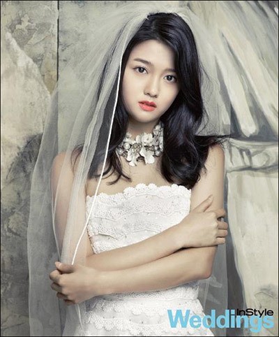 남보라(탤런트)
12일 방송된 KBS 라디오 쿨FM ‘홍진경의 두시’에는 배우 남보라와 개그맨 허경환이 게스트로 참여해 입담 대결을 펼쳤다.
