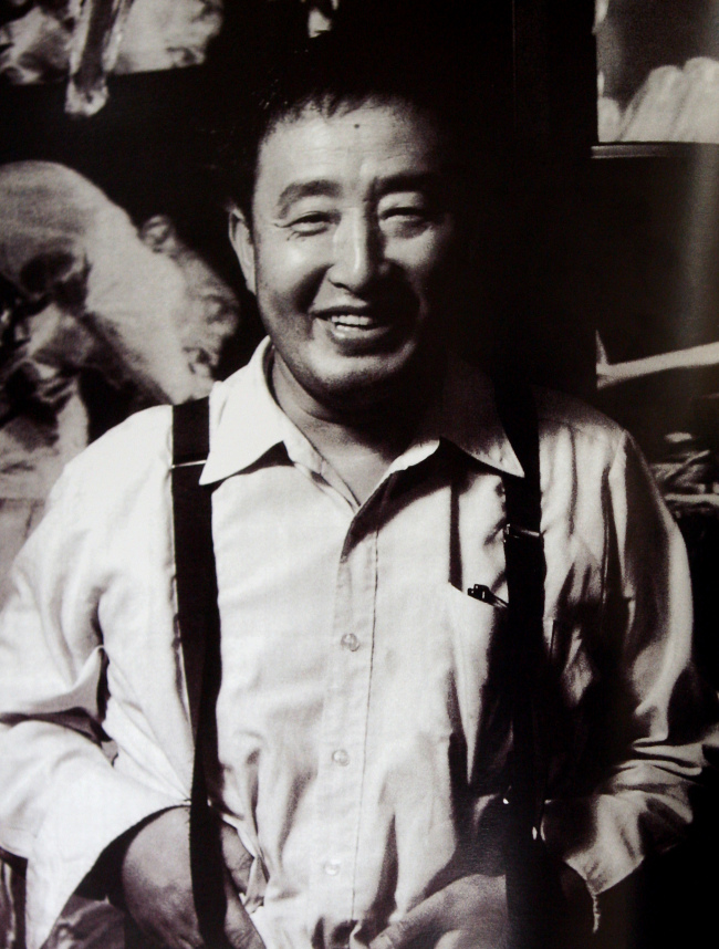 백남준(비디오작가)
The Korea Herald revisits the past six decades through the lives of iconic cultural figures and examines how their professional and personal development reflect the nation’s complex and often tumultuous history.