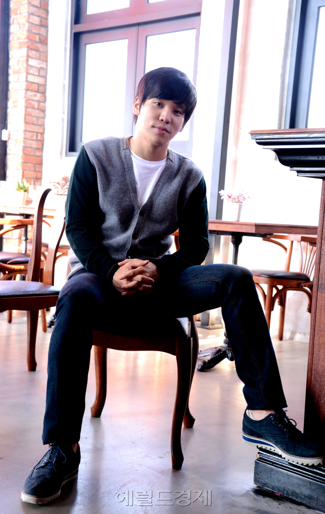홍광호 뮤지컬 배우 노틀담의 꼽추. 박현구 기자phko@heraldcorp.com 2013.08.13
홍광호 뮤지컬 배우 노틀담의 꼽추. 박현구 기자phko@heraldcorp.com 2013.08.13
홍광호 뮤지컬 배우 노틀담의 꼽추. 박현구 기자phko@heraldcorp.com 2013.08.13