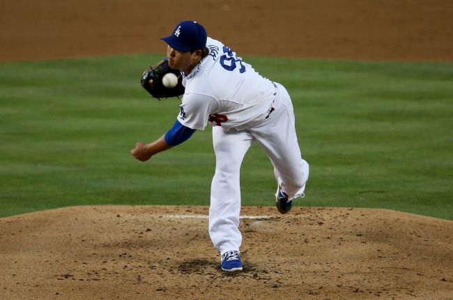 류현진(야구선수/LA다저스투수)
Los Angeles Dodgers starter Ryu Hyun-jin delivers a pitch on Tuesday.   AFP-Yonhap News