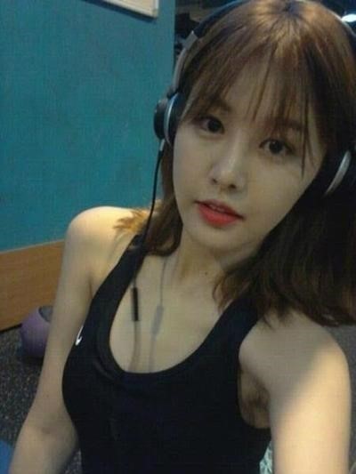 박은지(MC/전기상캐스터)
방송인 박은지가 SBS 코미디프로그램 ‘웃음을 찾는 사람들’(이하 웃찾사)에 출연한다고 알려져 네티즌의 눈길을 끌고 있다.