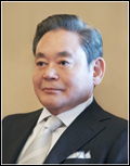 이건희(기업인/국제기관단체인/삼성전자회장)
이건희<사진> 삼성전자 회장이 폐렴 증상을 보임에 따라 삼성서울병원에 1주일째 입원 중이다. 이르면 이번 주말 퇴원할 예정이다.