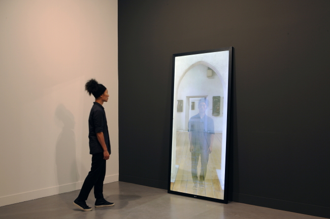 “Trace-Mirror” by Kim Hee-won.   MMCA