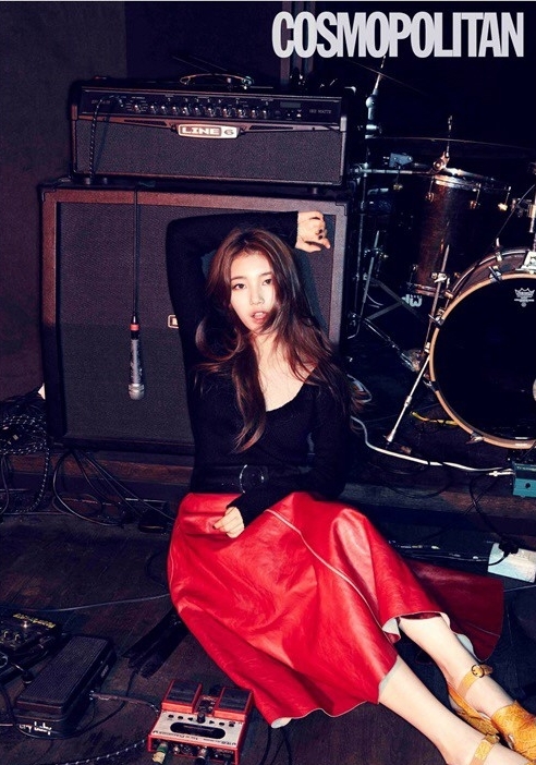 수지(배수지/가수/미쓰에이)
걸그룹 미쓰에이의 수지가 클럽을 자유롭게 출입하고 싶다고 밝혔다.