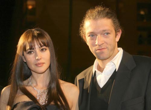 모니카벨루치(MonicaBellucci/영화배우),뱅상카셀(VincentCassel/영화배우)영화계의 유명 커플이었던 뱅상 카셀과 모니카 벨루치가 결혼한 지 14년 만에 이혼에 합의했다고 외신이 27일(한국시간) 보도했다.
