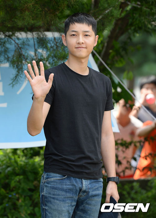 송중기(탤런트/영화배우)
꽃미남 배우 송중기(28)가 27일 오후 1시 강원도 춘천 소재의 102 보충대로 입대했다.