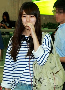수지(배수지/가수/미쓰에이)
수지 사복 패션이 화제를 잇고 있다.