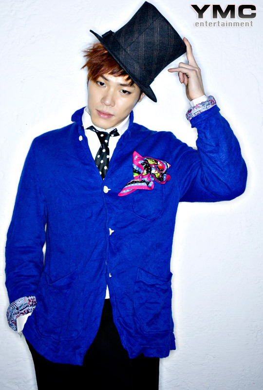 휘성(최휘성/가수)
R&B solo vocalist Wheesung will be joining hip-hop duo Bae Chi Gi at the group’s concert in Busan on Saturday.