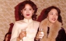김수미(김영옥/탤런트/영화배우),이효춘(탤런트/영화배우)
29일 첫 방송된 KBS 2TV ‘마마도’에서는 평균 연령 68세의 중견 여배우 김영옥, 김용림, 이효춘, 김수미의 첫 만남이 전파를 탔다.