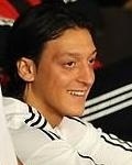 메수트외질(MesutOzil/축구선수/레알마드리드미드필더)
스페인 프리메라리가 레알 마드리드 소속 미드필더 메수트 외질(24·독일)가 프리미어리그 아스널 이적이 유력하다.