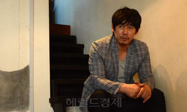 영화배우 설경구.<br />정희조 기자/checho@heraldcorp.com 130902
영화배우 설경구.
정희조 기자/checho@heraldcorp.com 130902
영화배우 설경구.
정희조 기자/checho@heraldcorp.com 130902